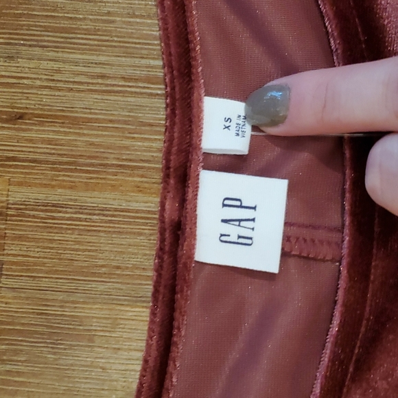 NWT Women's Velvet Top - Picture 2 of 6